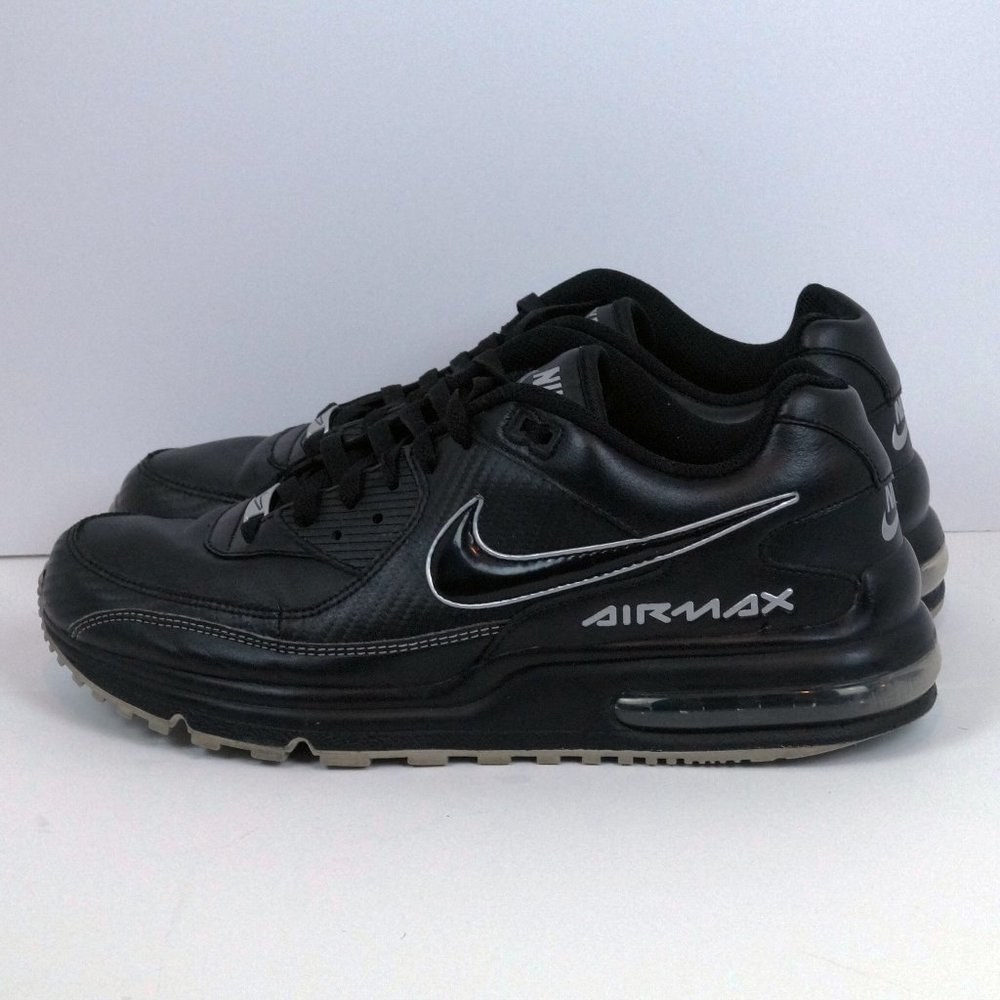 Mens 12 Nike AirMax Dads Sneakers